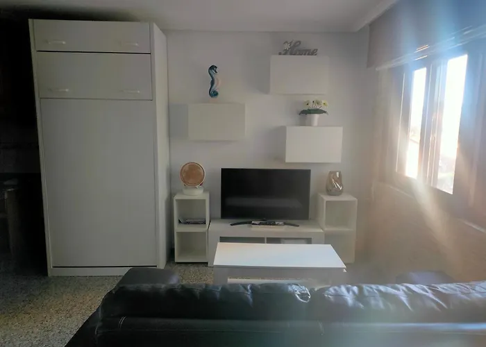 Estudio Tipo Loft En El Centro De Mugardos